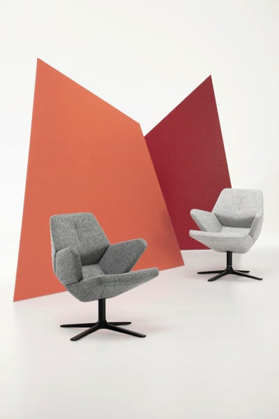TRIFIDAE LOUNGE