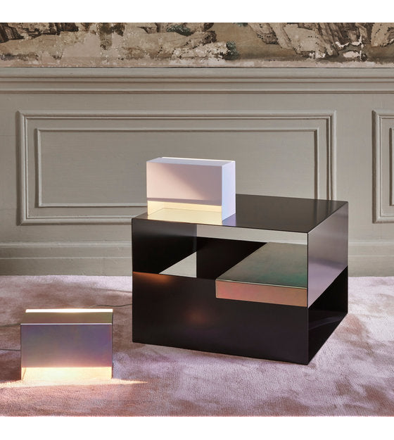 TOONZAALMODEL - YVES TAFELLAMP